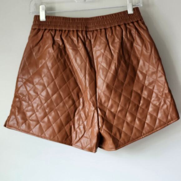 NWT Idem Ditto Faux Leather Quilted Caramel Brown Shorts S A0050 - Picture 4 of 6